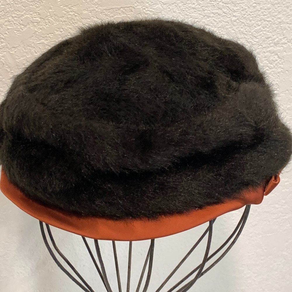 VTG 50s Original by Dayne Pillbox Hat Black Faux Fur Maroon Bow Satin Lining Med
